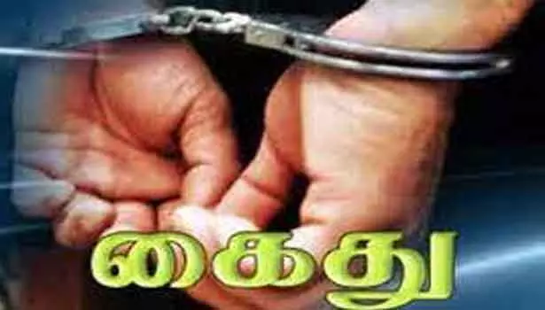 வாலிபர் கொலையில் 2 பேர் கைது வாலிபர் கொலையில் 2 பேர் கைது