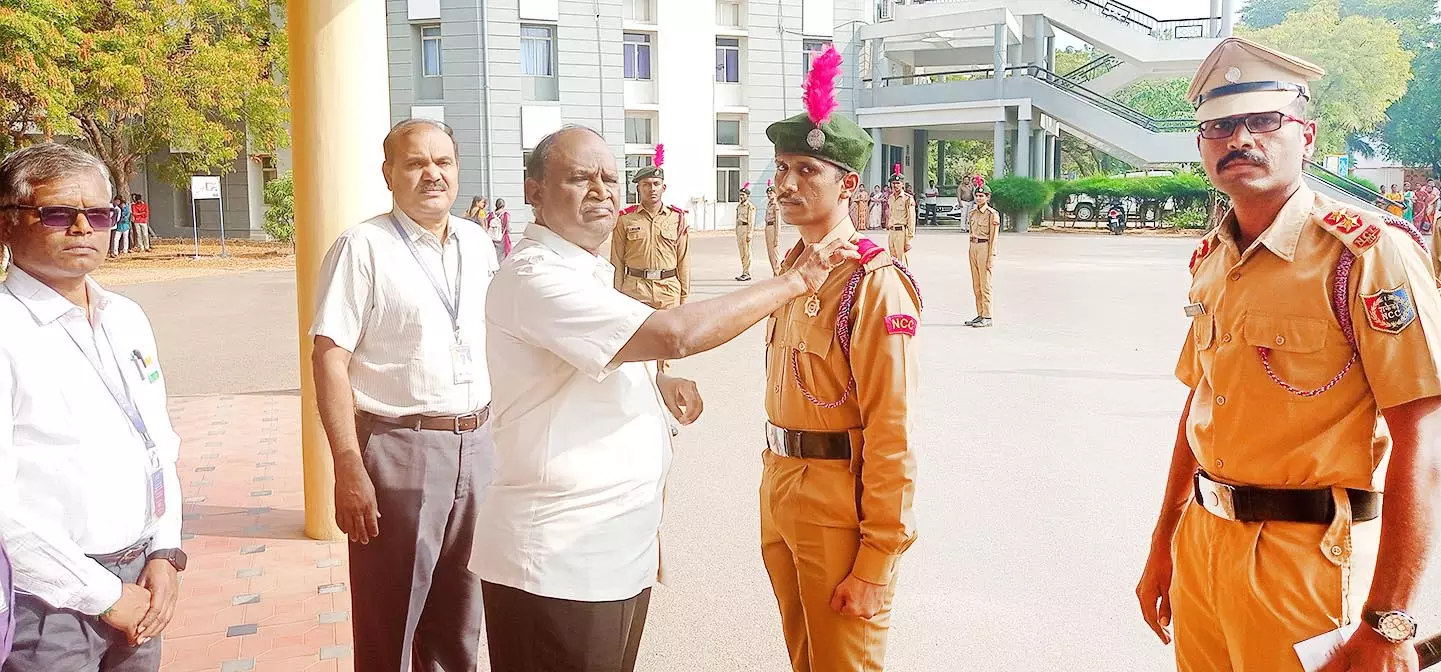 பி.எஸ்.ஆர். பொறியியல் கல்லூரியில் குடியரசு தினவிழா பி.எஸ்.ஆர். பொறியியல் கல்லூரியில் குடியரசு தினவிழா