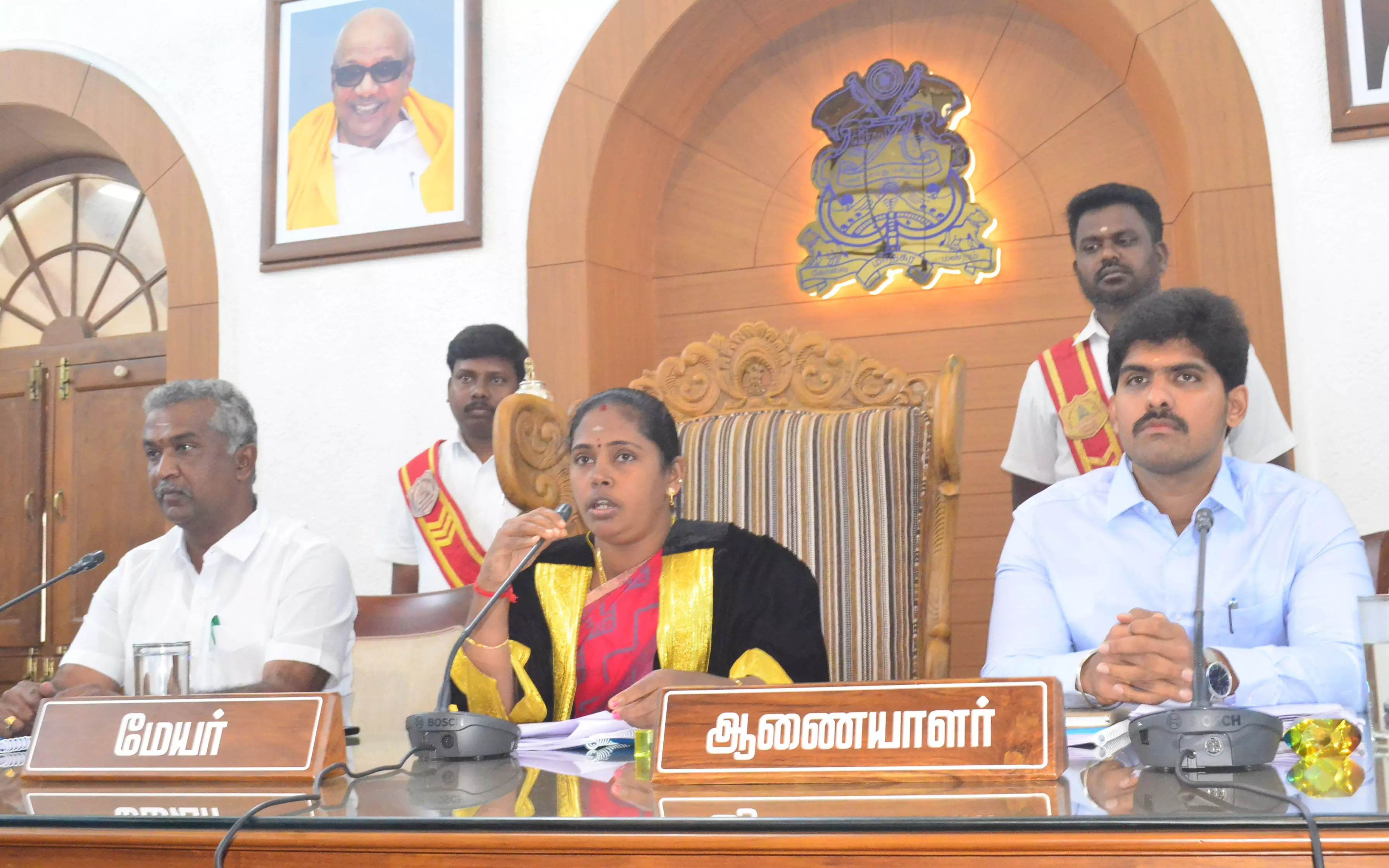 கோவை மாநகரில் வரி செலுத்தாதவர்கள் மீது சட்டப்படி கடும் நடவடிக்கை- மாநகராட்சி கூட்டத்தில் கமிஷனர் பிரதாப் பேச்சு கோவை மாநகரில் வரி செலுத்தாதவர்கள் மீது சட்டப்படி கடும் நடவடிக்கை- மாநகராட்சி கூட்டத்தில் கமிஷனர் பிரதாப் பேச்சு