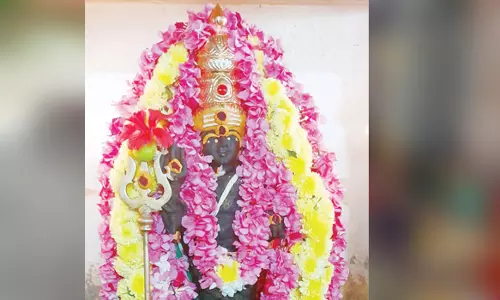 அஷ்டமியை முன்னிட்டு கால பைரவருக்கு சிறப்பு அபிஷேக ஆராதனை