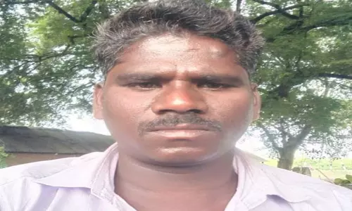 மோட்டார் சைக்கிள்கள் மோதல் : தனியார் கம்பெனி  ஊழியர் சாவு