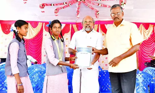 அரசு பள்ளியில் ஐம்பெரும் விழா