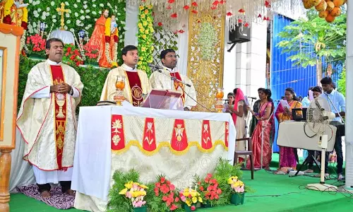 திசையன்விளை அருகே  புனித சூசையப்பர் ஆலய திருவிழா