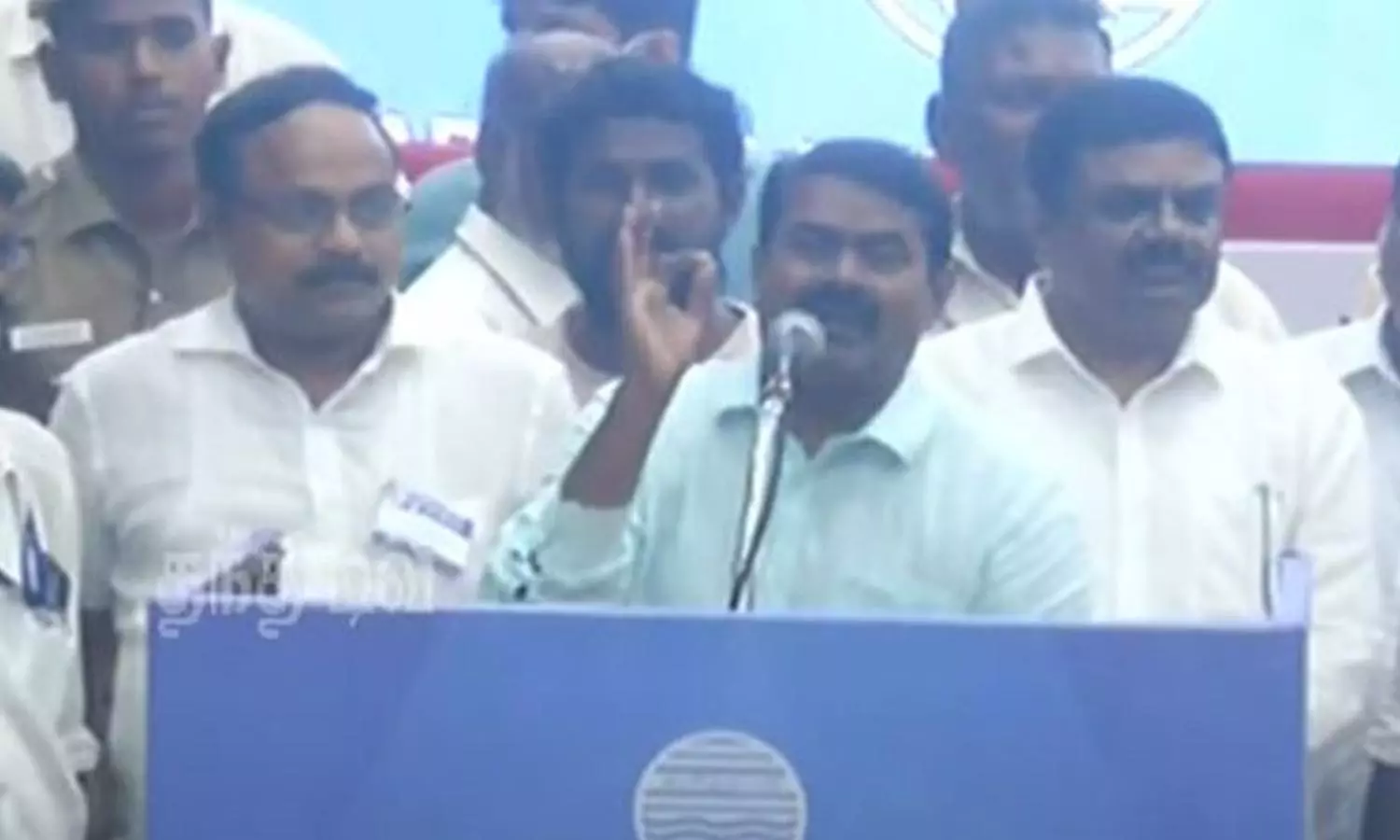 கடலில் பேனாவை வைத்தால் உடைப்பேன்- கருத்து கேட்பு கூட்டத்தில் சீமான் ஆவேச பேச்சு