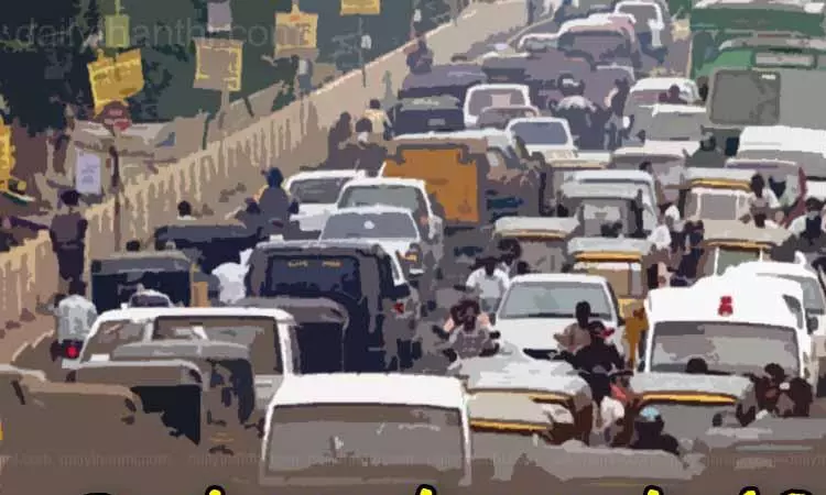 போக்குவரத்து நெரிசலில் சிக்கி தவிக்கும் மருதமலை சாலை