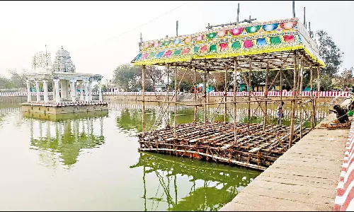 2 ஆண்டுகளுக்கு பிறகு திருப்பரங்குன்றத்தில் இன்று தெப்பத்திருவிழா