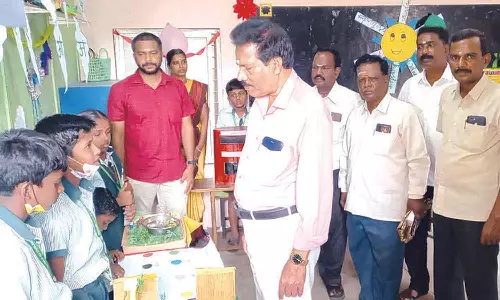 பாரததேவி ஆங்கில பள்ளியில் அறிவியல் கண்காட்சி