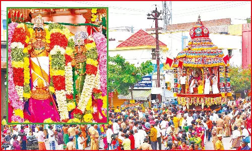 திருப்பரங்குன்றம் ரத வீதிகளில் தேரோட்டம்: அரோகரா கோஷம் முழங்க பக்தர்கள் வடம் பிடித்து தரிசனம்