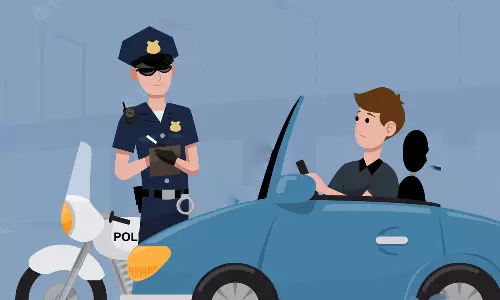 ஆன்லைன் அபராதம் விதிப்பதை கைவிட வேண்டும் - இந்து  ஆட்டோ தொழிலாளர்கள் முன்னணி வலியுறுத்தல்