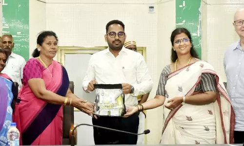 632 அங்கன்வாடி மையங்களுக்கு சுகாதார பொருட்கள் வழங்கல்