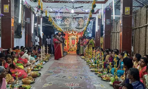 கயத்தாறு நாராயணசாமி கோவிலில் 101 திருவிளக்கு பூஜை