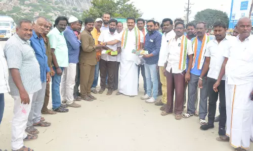 காங்கிரஸ் கட்சியினர் கொண்டாட்டம்