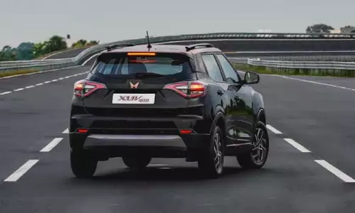 முன்பதிவில் புது மைல்கல் எட்டிய மஹந்திரா எலெக்ட்ரிக் கார்