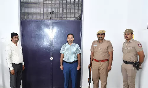 விதி மீறிய 14  பட்டாசு தொழிற்சாலைகளின் உரிமங்கள் தற்காலிகமாக நிறுத்தம்