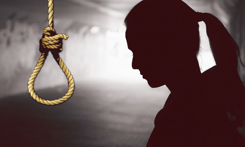 தூக்குப்போட்டு பெண் தற்கொலை