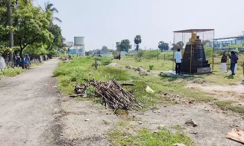 பராமரிப்பில்லாத சித்தார்கோட்டை சமத்துவபுரம்