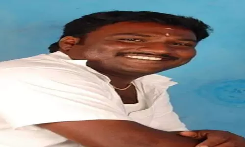 மங்கலம்பேட்டை அருகே மோட்டர் சைக்கிள் மீது கார் மோதி வாலிபர் பலி