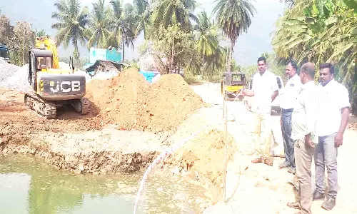 வாணியம்பாடி தொகுதியில் ரூ.3.25 கோடியில் கட்டப்பட்டு வரும் பாலப் பணிகள்