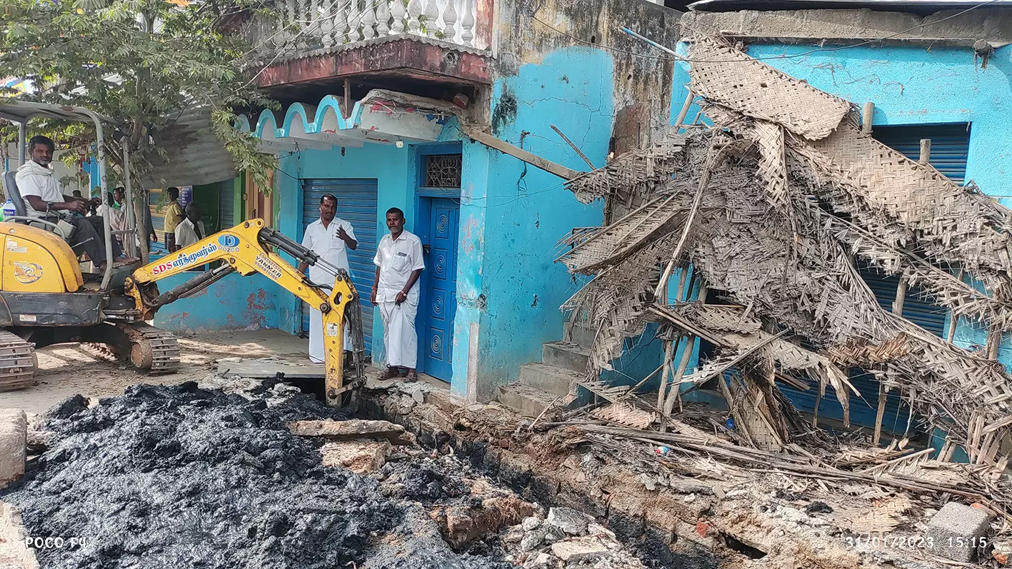 25 வருடங்களுக்கு பின்பு கழிவுநீர் கால்வாய் சீரமைப்பு