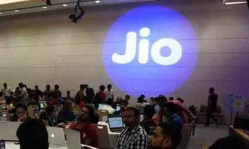 தினமும் 2.5 ஜிபி டேட்டா வழங்கும் புதிய ஜியோ சலுகை அறிவிப்பு