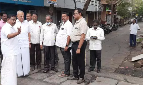 வைத்திலிங்கம் எம்.பி.யுடன் நேரு எம்.எல்.ஏ. நேரில் ஆய்வு