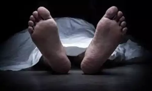 பண்ருட்டியில் வாலிபர் கொலை உறவினர்கள் சாலை மறியல்-பதட்டம்