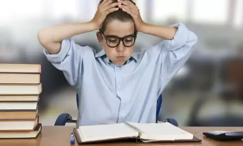 போட்டித்தேர்வுகளுக்கு தயாராகும் மாணவர்களுக்கு பயன்தரும் 10 டிப்ஸ்கள்