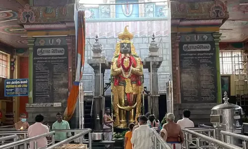 நாமக்கல் ஆஞ்சநேயர் கோவில் வஸ்திரங்கள் ஏலம்