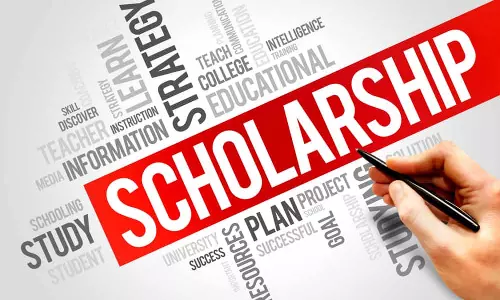 ரூ.1.85 லட்சம்  மதிப்பில் கல்வி உதவித்தொகை