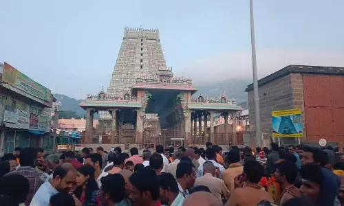 தை மாத பவுர்ணமி: திருவண்ணாமலையில் லட்சக்கணக்கான பக்தர்கள் கிரிவலம்