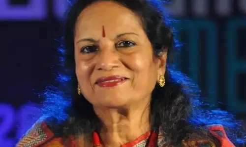 காவல்துறை மரியாதையுடன் வாணிஜெயராமுக்கு இறுதிச்சடங்கு- பெசன்ட்நகர் மயானத்தில் தகனம்