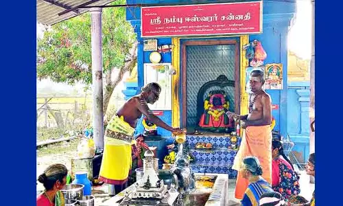 தொண்டி, திருவாடானையில் பிரதோச வழிபாடு