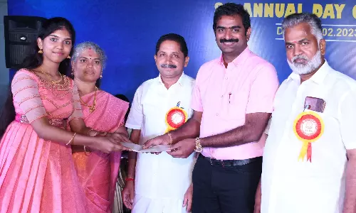 தன்னம்பிக்கையுடன் உழைத்து நேர்மையாக வாழ கல்வி அவசியம்