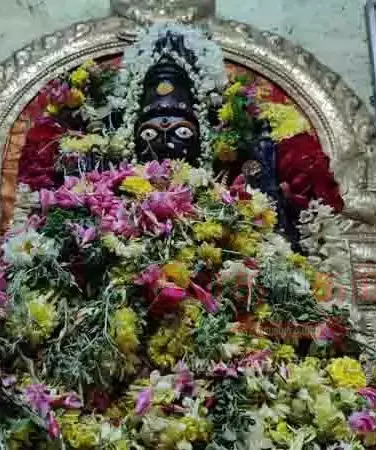 அரியலூரில் அம்மனுக்கு பூச்சொரிதல் விழா