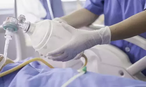 பத்திரபதிவுக்கு ரூ.50 ஆயிரம் லஞ்சம்- சேலத்தில் கைதான சார்பதிவாளர் ஆஸ்பத்திரியில் திடீர் அனுமதி