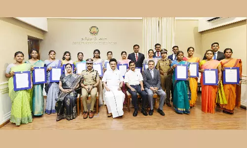 புதிதாக 444 சப் இன்ஸ்பெக்டர்கள் 17 டி.எஸ்.பி.க்களுக்கு பணி நியமனம்- முதலமைச்சர் மு.க.ஸ்டாலின் வழங்கினார்