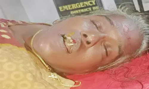 தக்கலையில் கோவில் அருகே பெண் மர்மச்சாவு