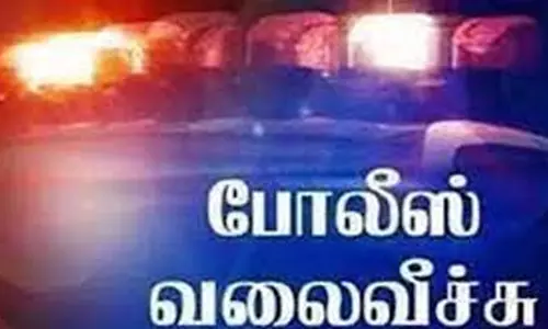 பிளஸ்-2 மாணவிக்கு ஆபாச படம் அனுப்பிய வாலிபருக்கு வலைவீச்சு