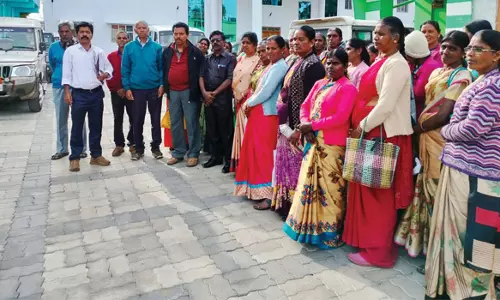 சத்துணவு ஊழியர்கள் ஆர்ப்பாட்டம்