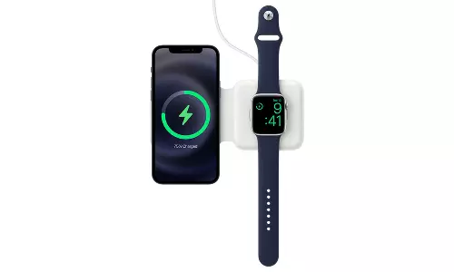 ரிவர்ஸ் வயர்லெஸ் சார்ஜிங் வசதியை உருவாக்கும் ஆப்பிள்