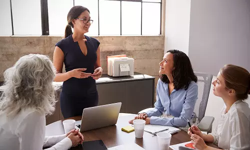 பெண்களே குழுவாக சேர்ந்து செயல்பட்டால் வெற்றி நிச்சயம்...