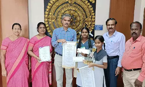 பேட்ரிக் பள்ளி மாணவிகள் சாதனை