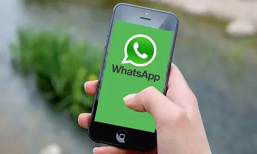 இனி 100 Media Files-ஐ ஒரே சமயத்தில் அனுப்பலாம் - அசத்தும் வாட்ஸ்அப் அப்டேட்!