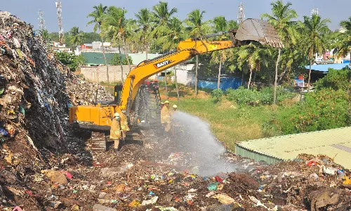 நாகர்கோவில் வலம்புரிவிளை குப்பை கிடங்கில் தீ விபத்து