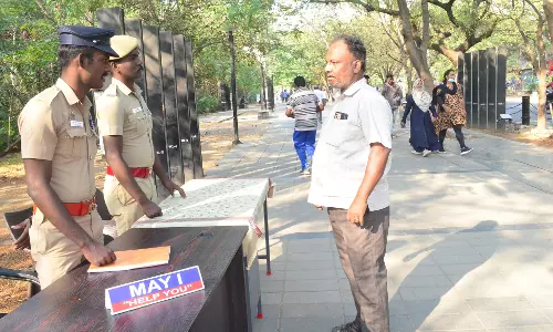 ரேஸ்கோர்சில் போலீஸ் உதவி மையம் தொடக்கம்