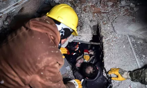 துருக்கி, சிரியாவை புரட்டிப்போட்ட நிலநடுக்கம் - பலி எண்ணிக்கை 9500ஆக அதிகரிப்பு