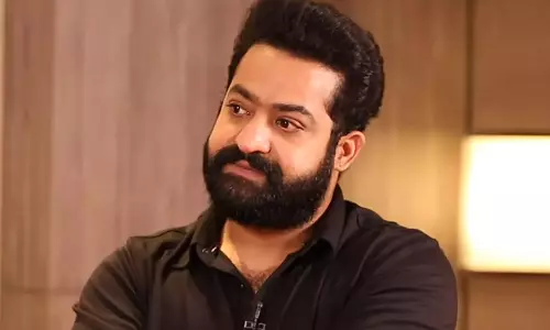 அப்டேட் கேட்காதீங்க மன உளைச்சலாகுது - ரசிகர்களுக்கு ஜூனியர் என்.டி.ஆர். கோரிக்கை