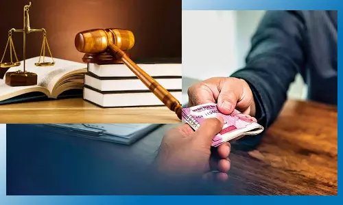 அரசு பெண் அலுவலருக்கு ஓராண்டு ஜெயில்