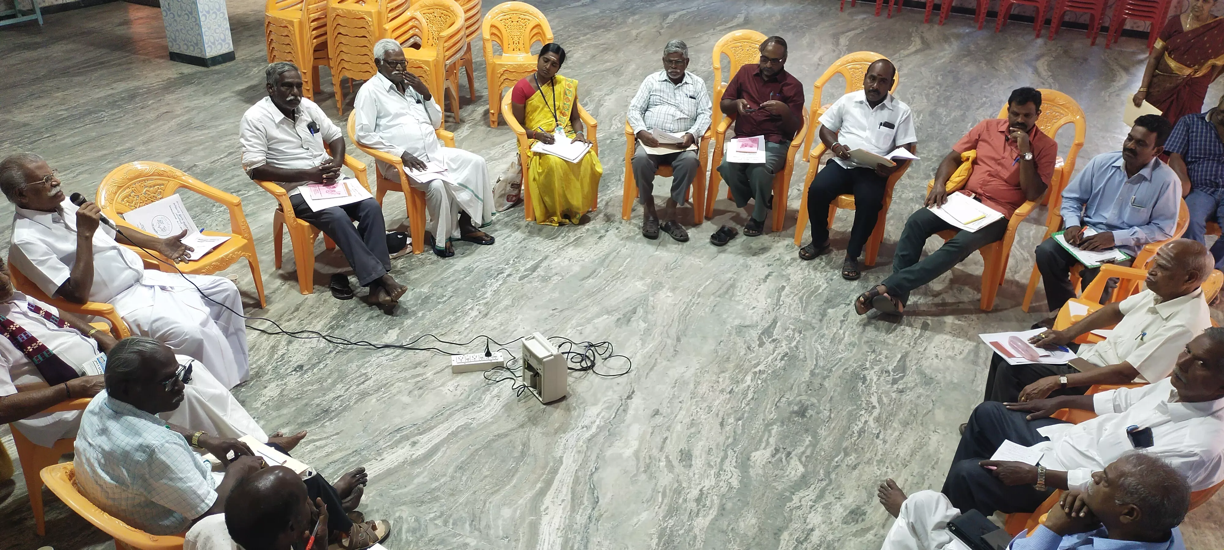 அரியலூர் மாவட்டத்துக்கு திட்டம், நிதி ஒதுக்கீட்டில் முன்னுரிமை அளிக்க வேண்டும்-சமூக ஆர்வலர்கள் கோரிக்கை அரியலூர் மாவட்டத்துக்கு திட்டம், நிதி ஒதுக்கீட்டில் முன்னுரிமை அளிக்க வேண்டும்-சமூக ஆர்வலர்கள் கோரிக்கை