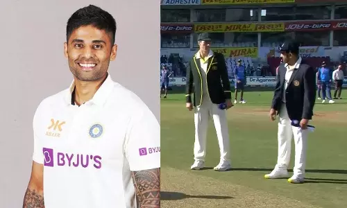 முதல் டெஸ்ட் போட்டி: டாஸ் வென்று ஆஸ்திரேலிய அணி பேட்டிங் தேர்வு- சூர்யகுமார் யாதவ் அறிமுகம்